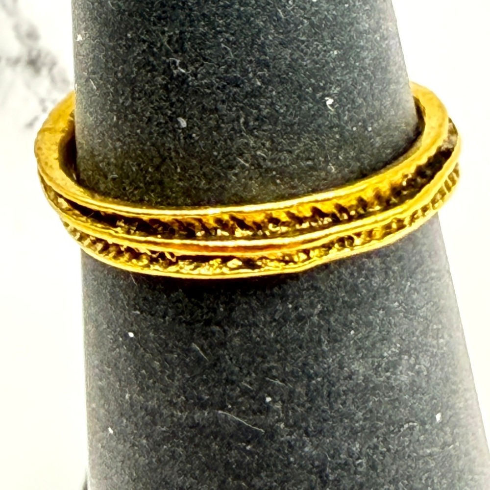 Gold Tone Wrap Ring Feather Design Pinky Ring Size 4.5 - Picture 4 of 5